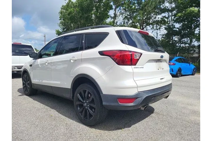 $13998 : Ford Escape 2019 SE 4dr SUV image 1