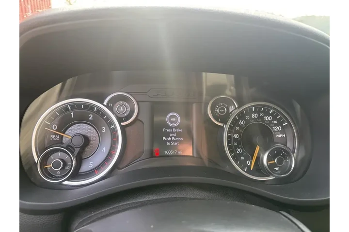 $40000 : Ram 2500 2020 4x4 Big Horn 4 image 8