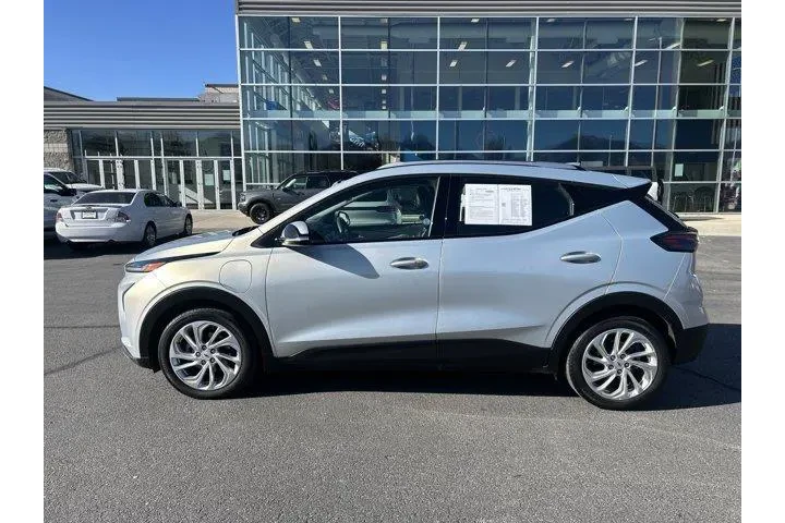 $16578 : Chevrolet Bolt EUV 2023 LT 4 image 2