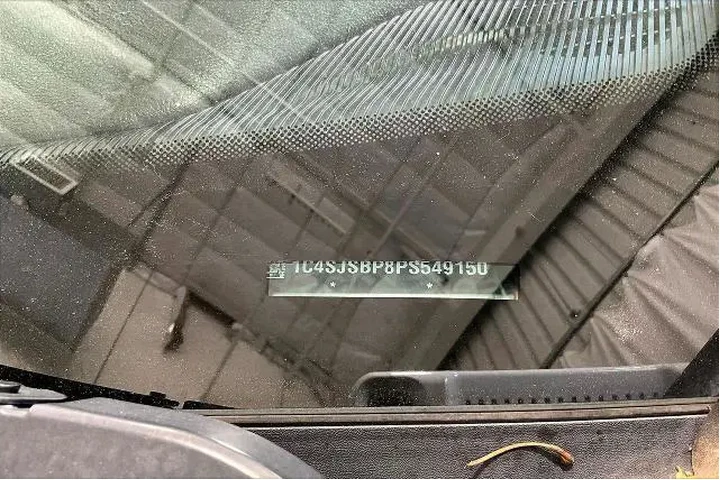 $38291 : Jeep Wagoneer L 2023 4x4 Car image 8