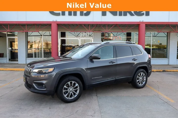 $15949 : 2019 Cherokee Latitude Plus image 1