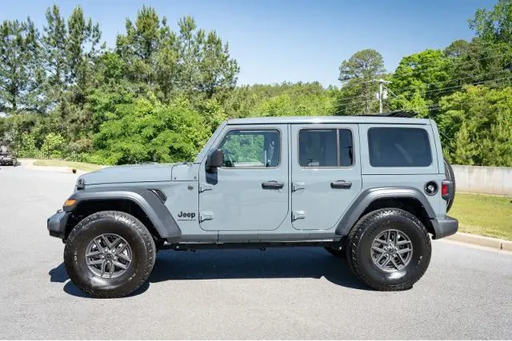 $36988 : Jeep Wrangler 2024 4x4 Sport image 5