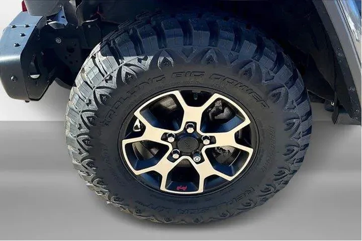 $35995 : Jeep Wrangler Unlimited 2021 image 9