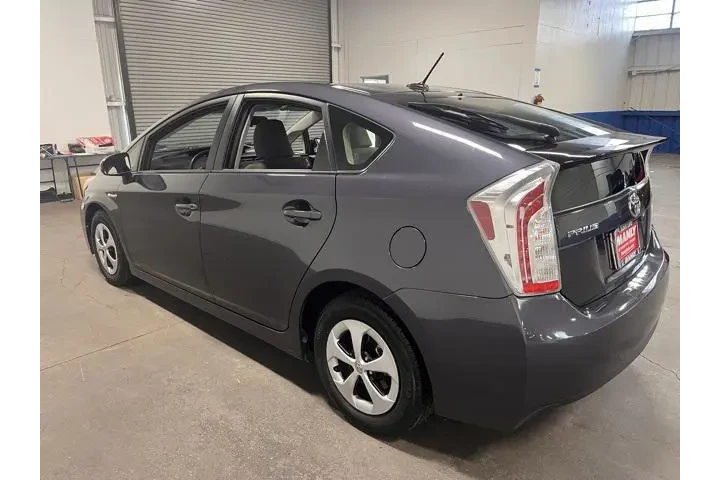 $9992 : Toyota Prius 2012 Three 4dr image 5