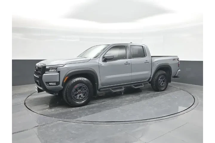 $39967 : Nissan Frontier 2025 4x4 PRO image 1