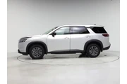 $26998 : Nissan Pathfinder 2024 S 4dr thumbnail