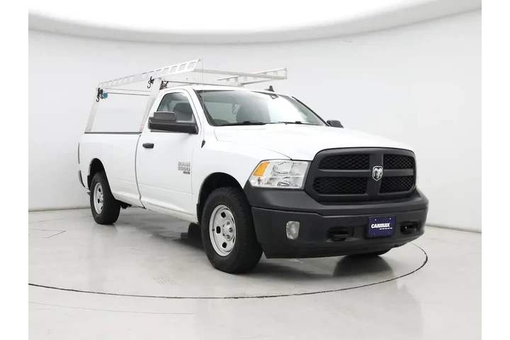 $28998 : Ram 1500 Classic 2023 4x4 Tr image 1