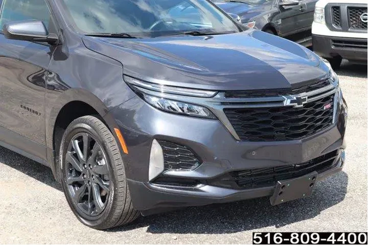 $24047 : Chevrolet Equinox 2022 4x4 R image 2