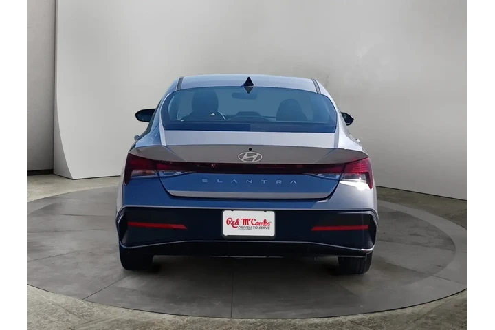 $21216 : Hyundai ELANTRA 2025 SE 4dr image 4