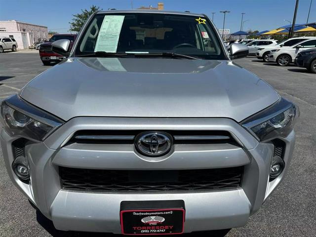 $39995 : Pre-Owned 2021 4Runner SR5 Sp image 3