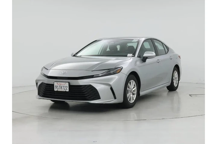 $27998 : Toyota Camry 2025 LE 4dr Sed image 4