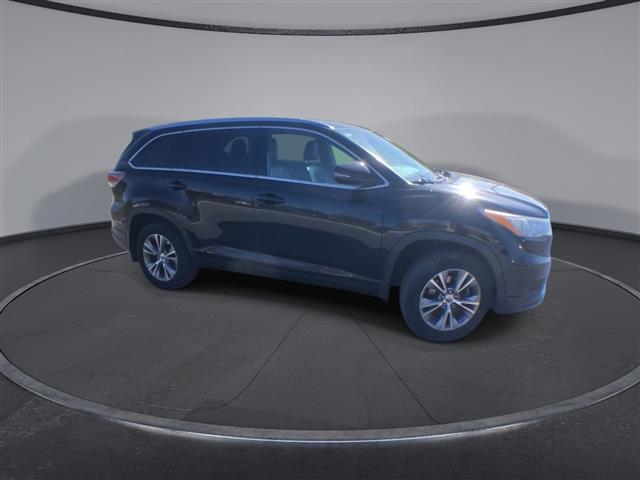 $21700 : PRE-OWNED 2015 TOYOTA HIGHLAN image 2