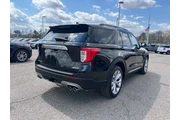 $28999 : Ford Explorer 2021 AWD Plati thumbnail