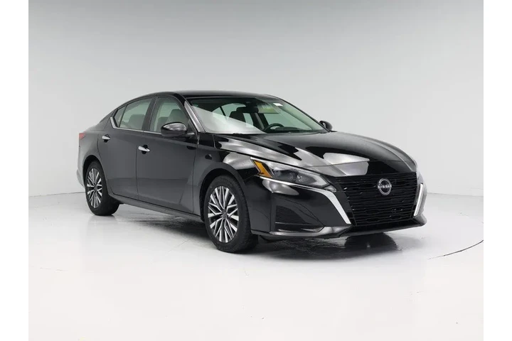 $21998 : Nissan Altima 2023 2.5 SV 4d image 1