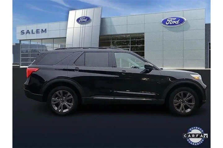 $33995 : Ford Explorer 2023 AWD XLT 4 image 2