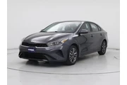 $17998 : Kia Forte 2022 LXS 4dr Sedan thumbnail