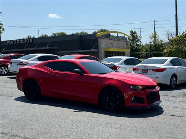 $16995 : 2017 Camaro LT image 7