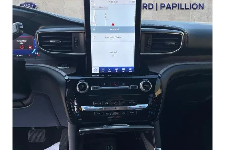 $39500 : Ford Explorer Hybrid 2023 AW image 10