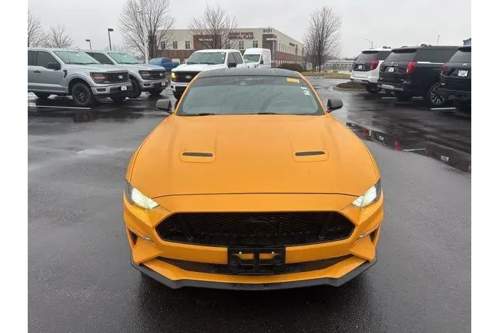 $40000 : Ford Mustang 2022 GT 2dr Fas image 2