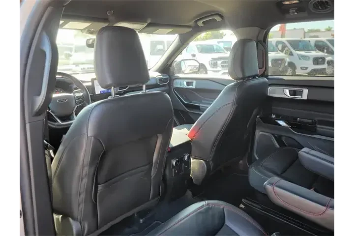 $30991 : Ford Explorer 2023 ST-Line 4 image 9