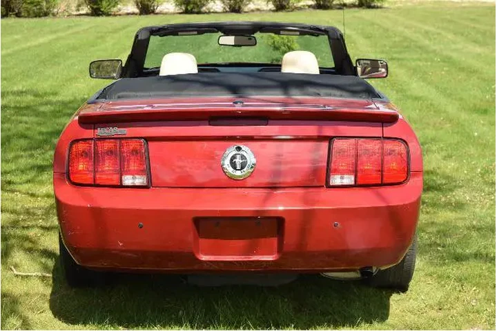 $11500 : Ford Mustang 2008 V6 Premium image 6