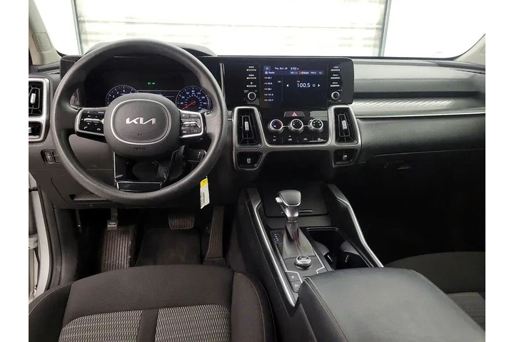 $21998 : Kia Sorento 2022 LX 4dr SUV image 9