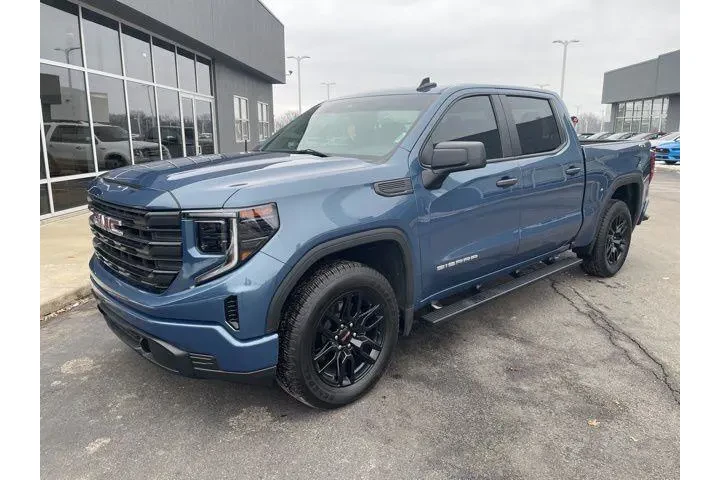 $37995 : GMC Sierra 1500 2024 4x4 Pro image 2