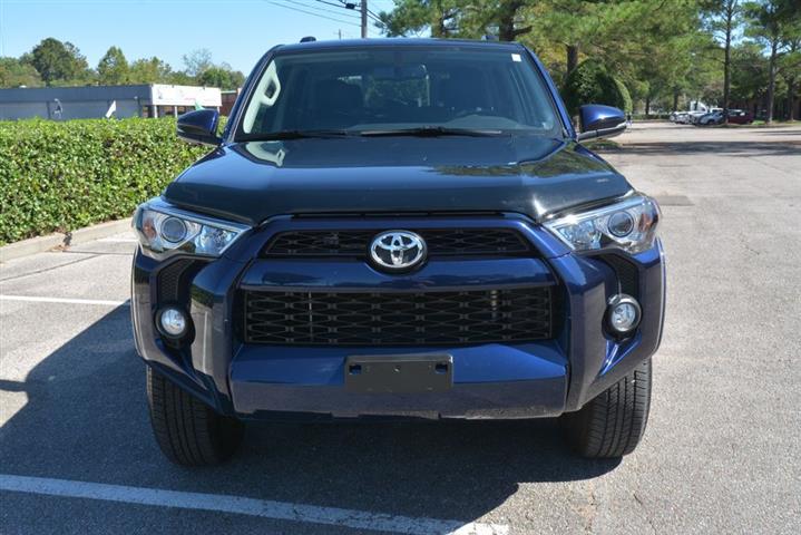 2019 4Runner SR5 Premium image 3