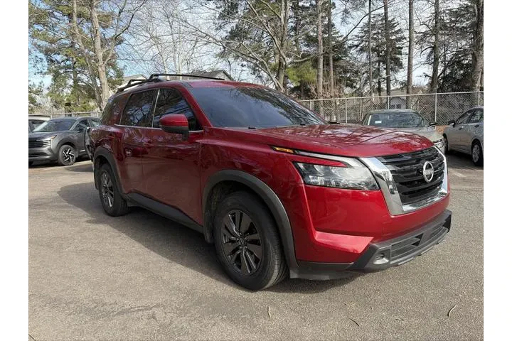 $25288 : Nissan Pathfinder 2023 AWD S image 7