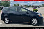 $8900 : Used 2016 Prius v 5dr Wgn Fiv thumbnail