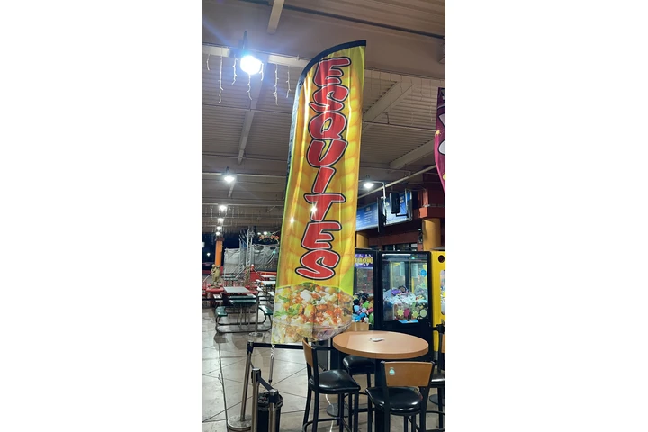 EN VENTA: PALETERIA Y NEVERIA image 4