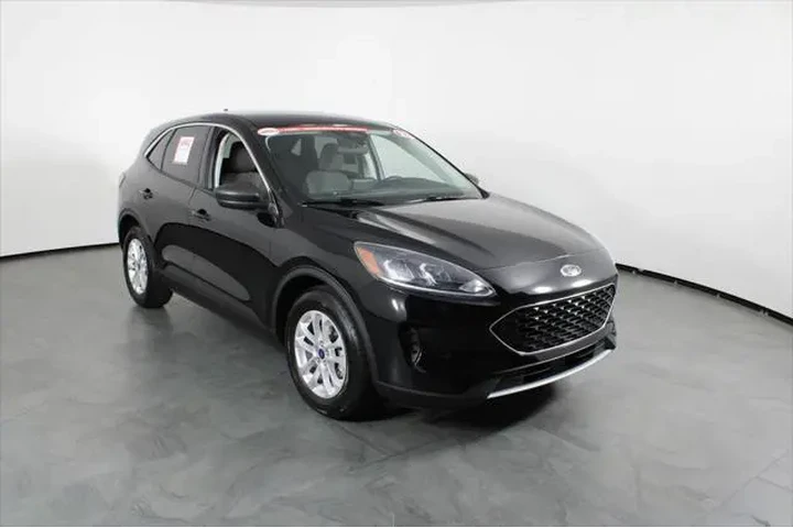 $15724 : Ford Escape 2022 SE 4dr SUV image 3