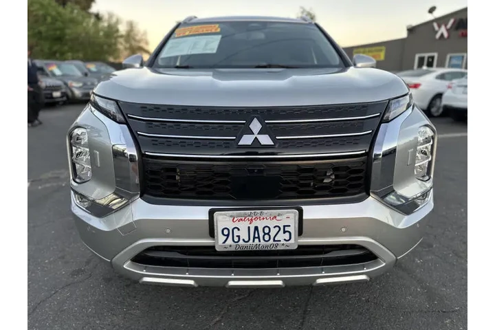 $20995 : 2022 Outlander SEL Special Ed image 2