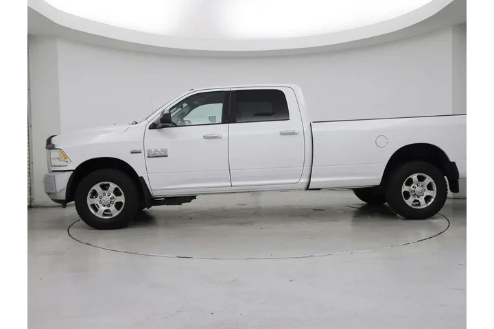 $27998 : Ram 3500 2016 4x2 SLT 4dr Cr image 3