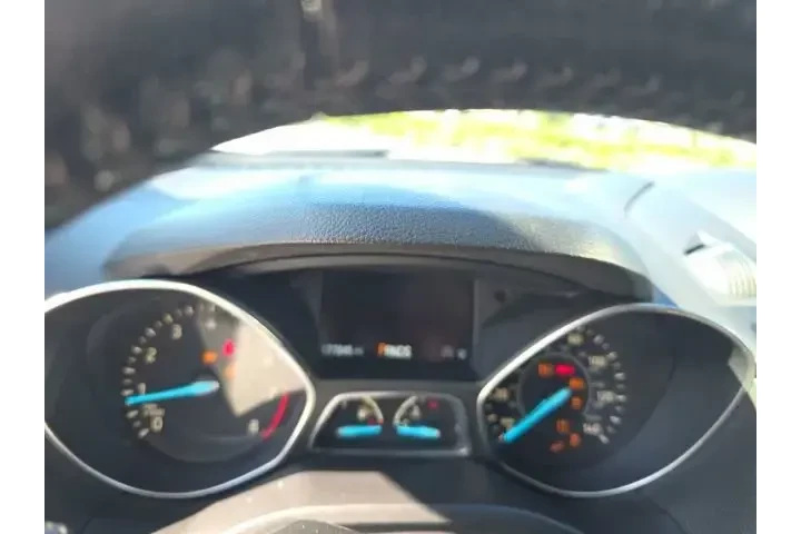 $9899 : Ford Escape 2017 SE 4dr SUV image 10