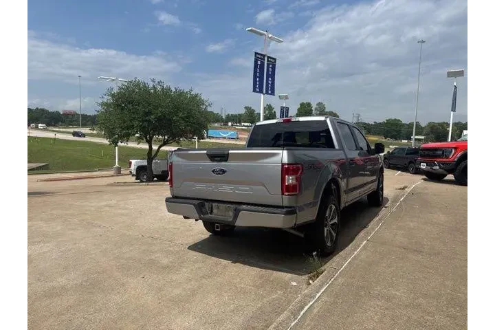 $27988 : Ford F-150 2020 4x4 XL 4dr S image 8