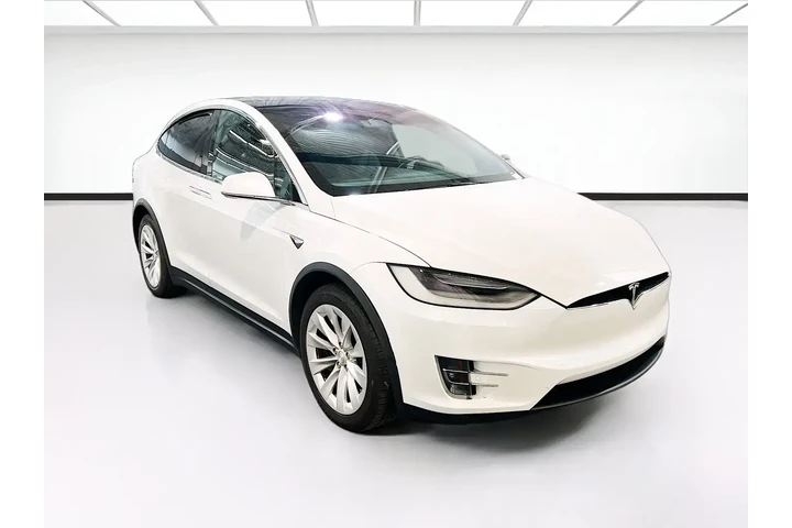 $38990 : Tesla Model X 2020 AWD Long image 2