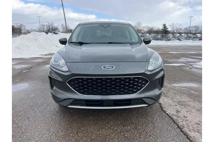 $11778 : Ford Escape 2020 SE 4dr SUV image 2