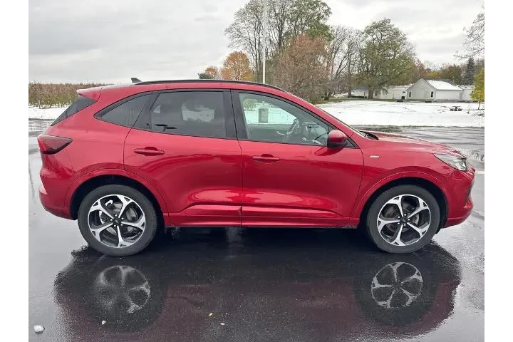 $23495 : Ford Escape 2023 AWD ST-Line image 10