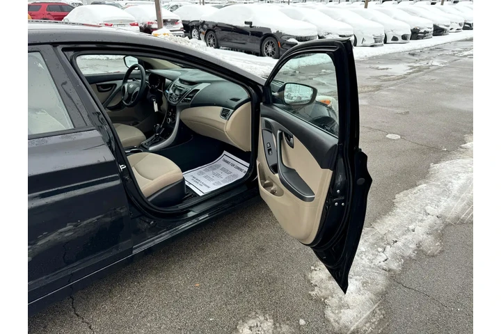 $9980 : 2016 Elantra 4dr Sdn Auto SE image 8