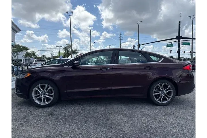 $10696 : Ford Fusion 2017 AWD SE 4dr image 2
