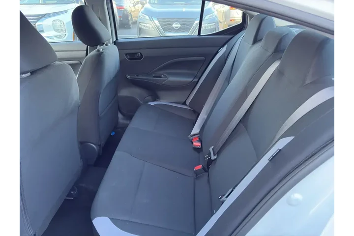 $21995 : Nissan Versa 2025 S 4dr Seda image 8