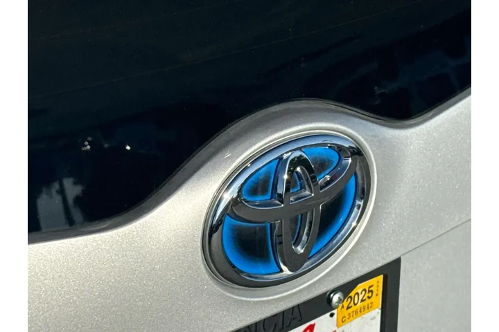 $26480 : Toyota Prius Prime 2022 LE 4 image 7