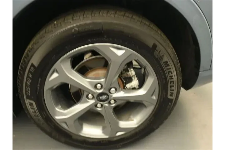 $22391 : Ford Escape 2023 AWD ST-Line image 9