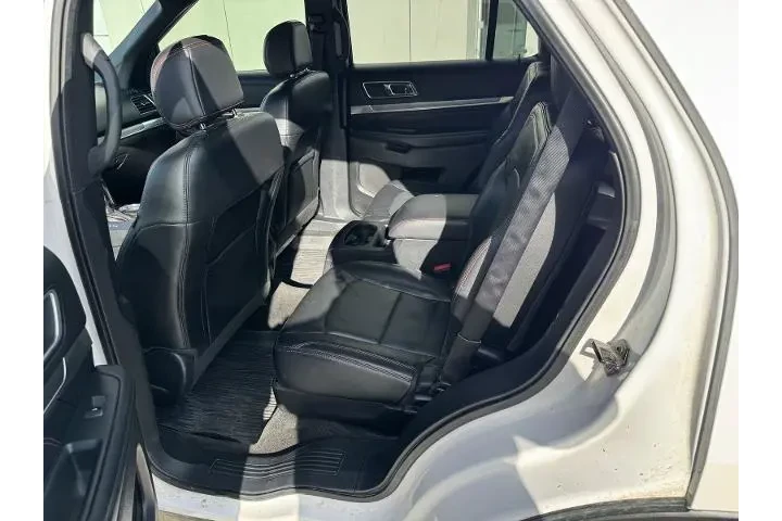 $18995 : Ford Explorer 2017 AWD Sport image 6