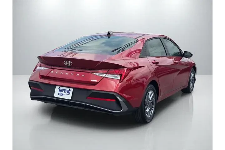 $23499 : Hyundai ELANTRA Hybrid 2024 image 5