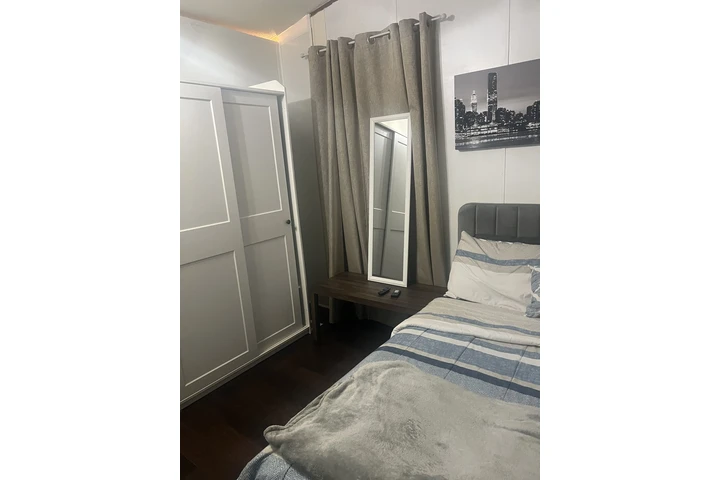 $450 : Rento cuarto Spring image 5