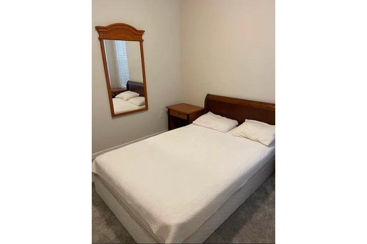 $850 : Alquilo habitaciones kissimmee image 1