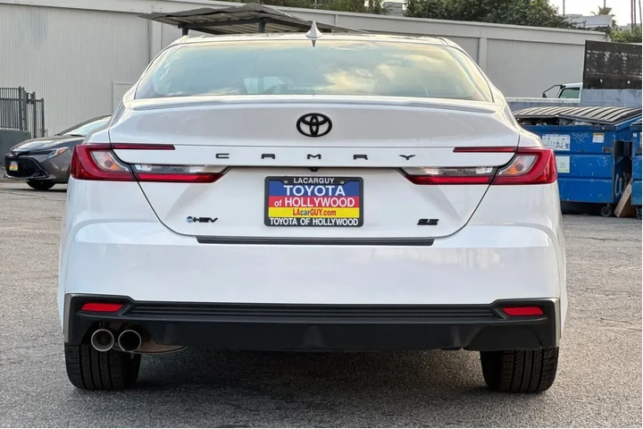 $29953 : Toyota Camry 2025 SE 4dr Sed image 5