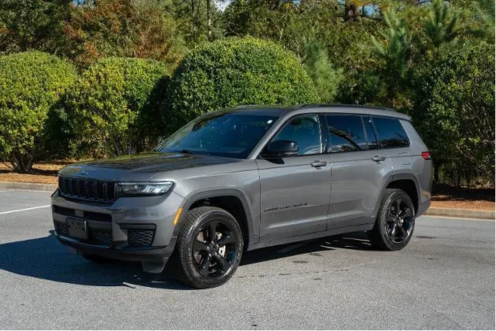 $30888 : Jeep Grand Cherokee L 2023 4 image 3